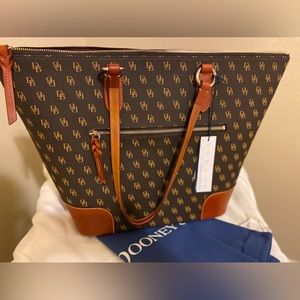 NWT Dooney & Bourke Gretta Career Tote Retail: $398